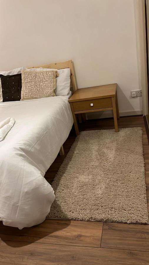 Smalinz Homes Finchley London Ngoại thất bức ảnh
