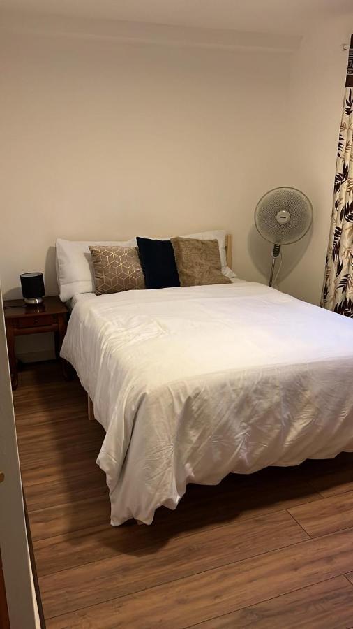 Smalinz Homes Finchley London Ngoại thất bức ảnh