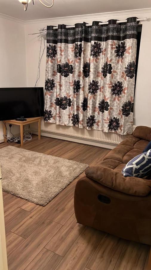 Smalinz Homes Finchley London Ngoại thất bức ảnh