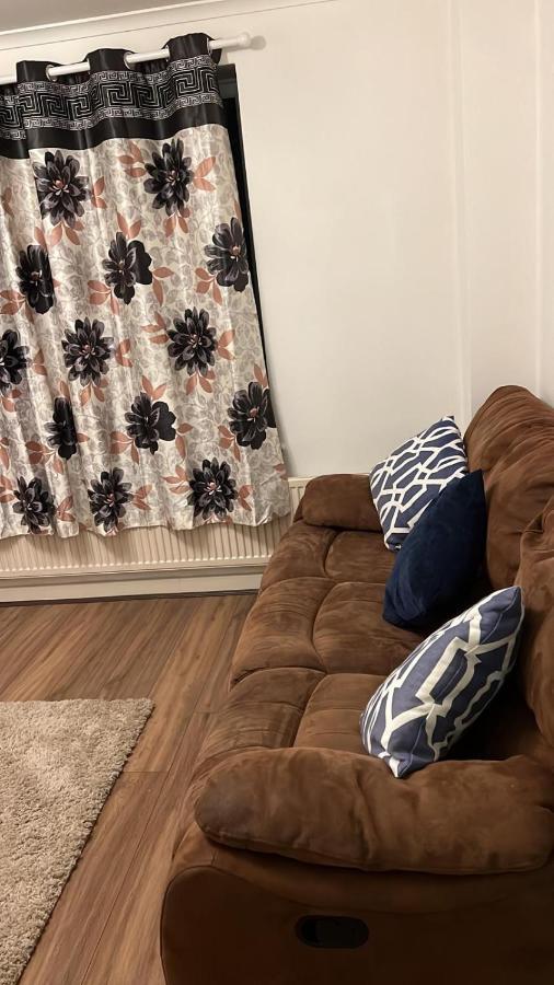 Smalinz Homes Finchley London Ngoại thất bức ảnh